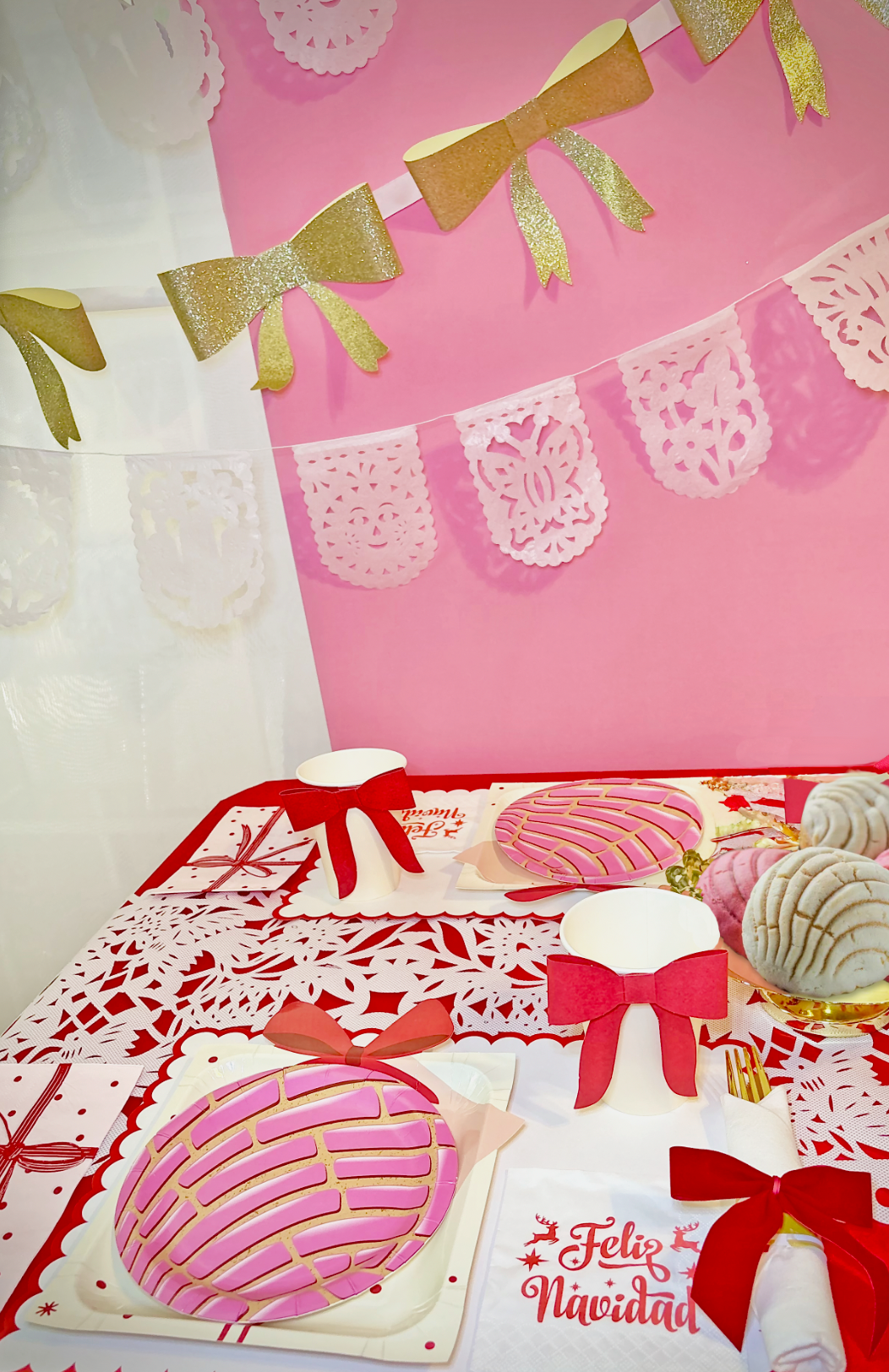 Pink/Red Bow Paper Dinner Napkins